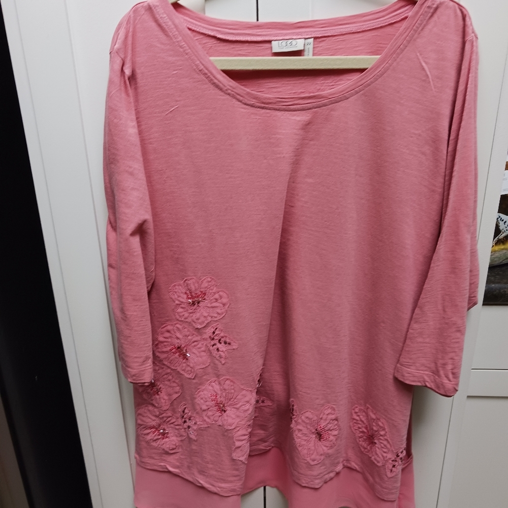 LOGO album knit embellished tunic with 3/4 sleeves